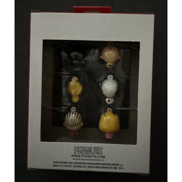 Hallmark Peanuts 6 Mini Christmas Tree Ornaments Free Shipping Charlie Snoopy .. - Picture 2 of 3